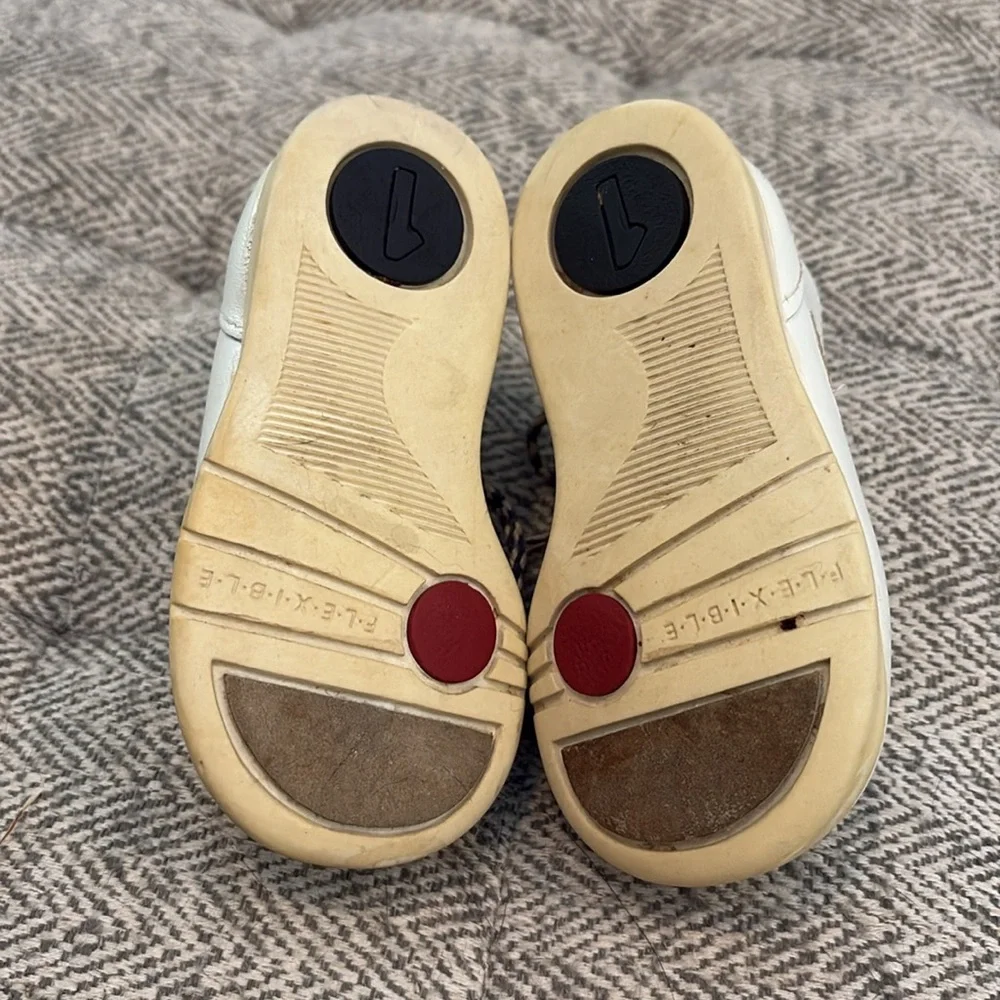 Stride Rite vintage sailboat shoes size 1
